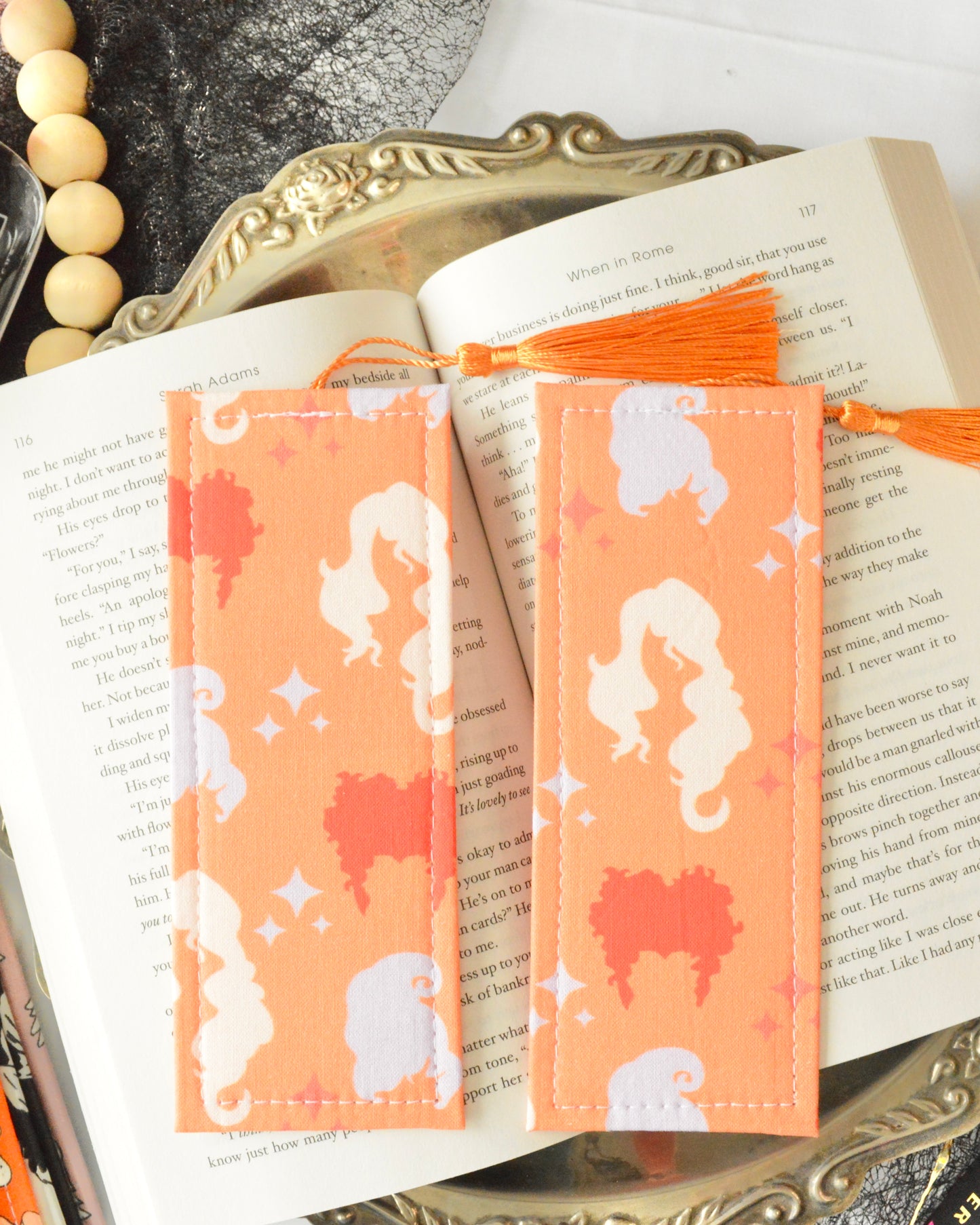Sistas Bookmark