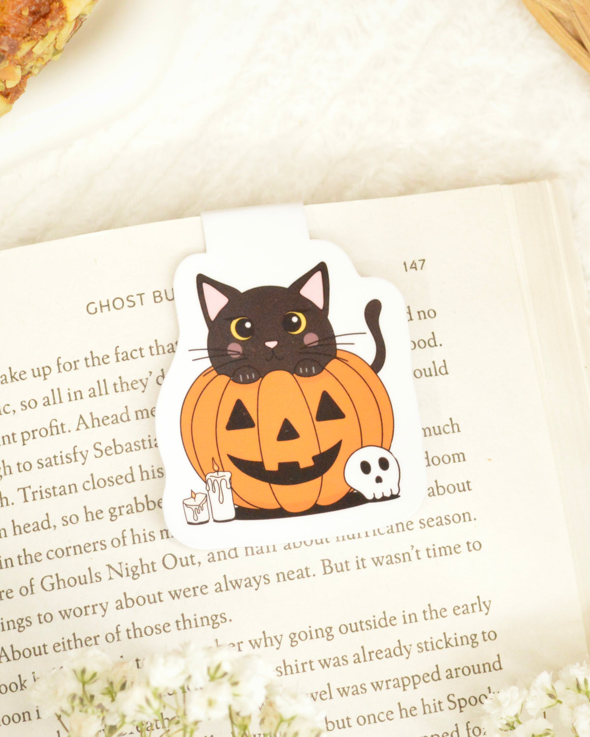 Black Meow Magnetic Bookmark