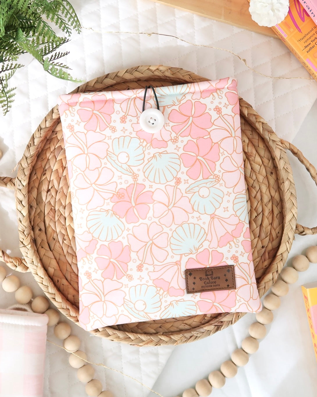 Pearla Book Sleeve
