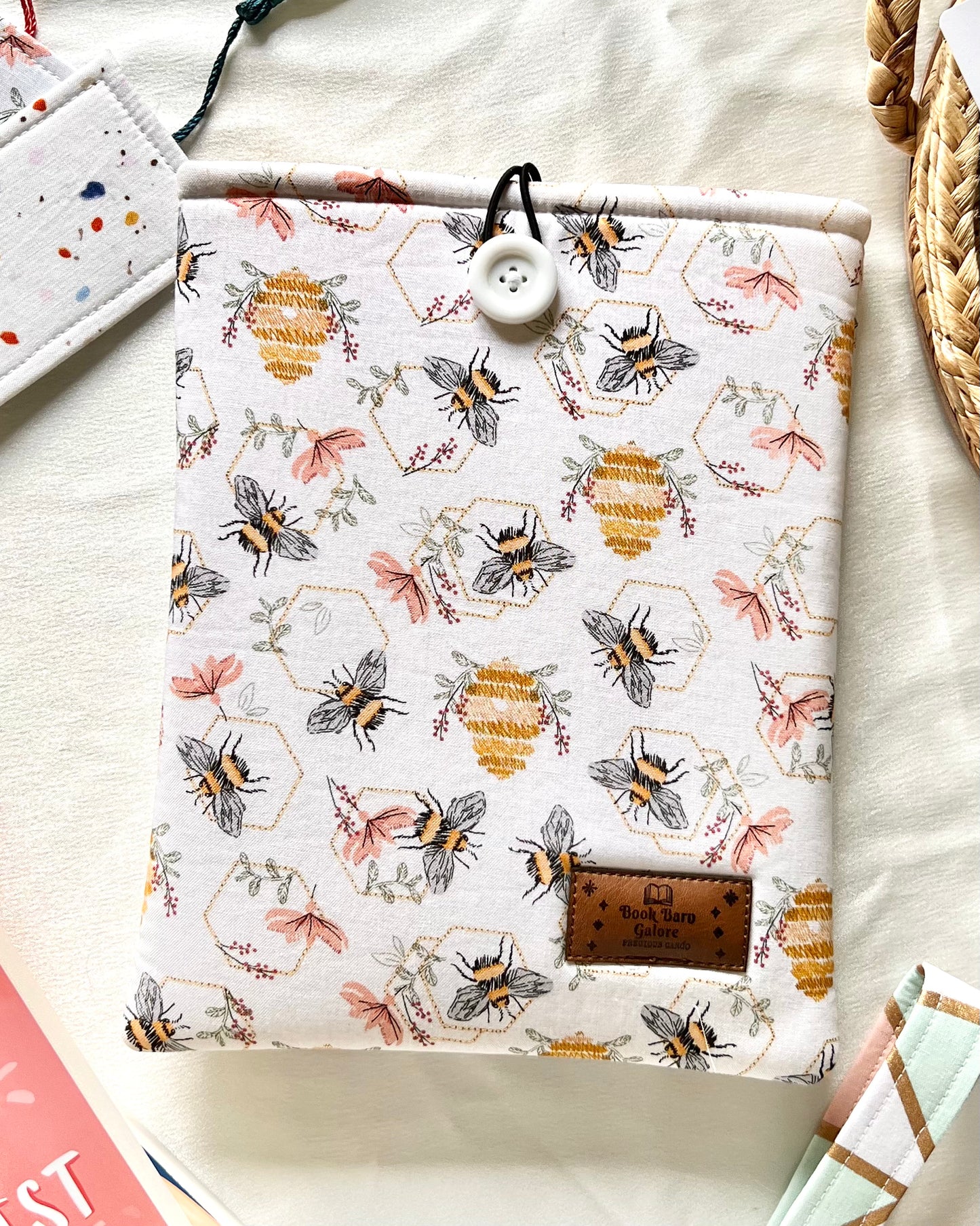 Busy Bee Book Sleeve