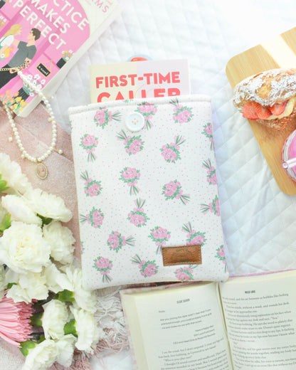 Floral Betty Book Sleeve