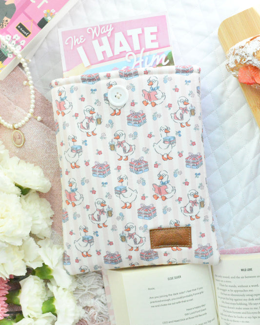 Reading Ducks Book Sleeve