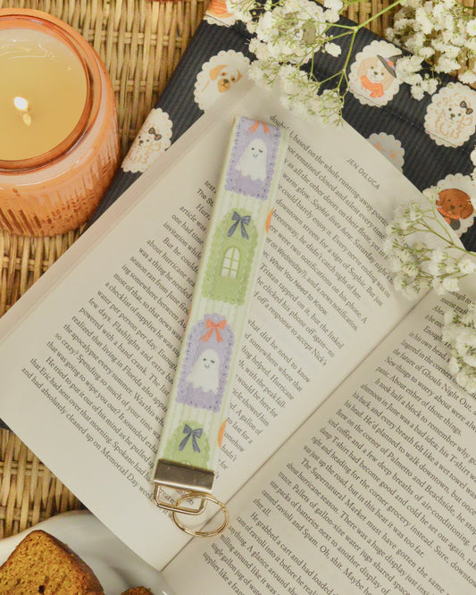 Hallowsmark Wristlet