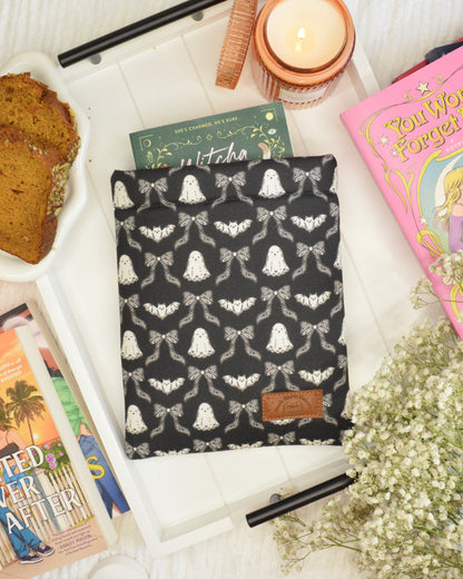 Ghosties & Ribbons Book Sleeve
