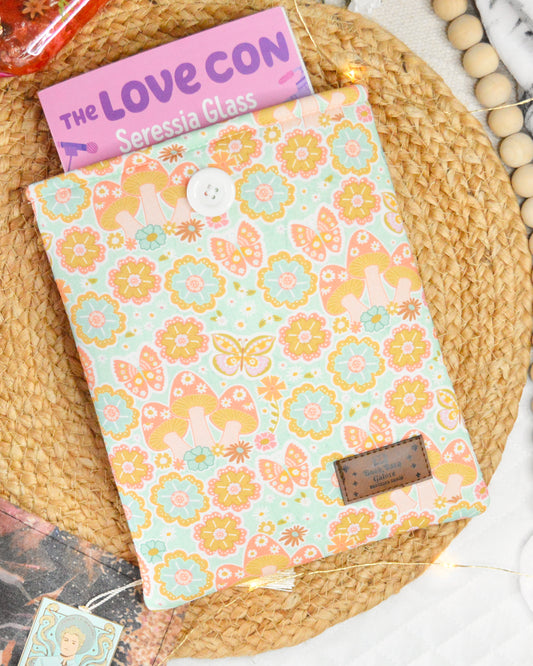 Floral Groove Book Sleeve